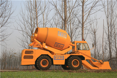 混凝土攪拌車(chē)以及工程車(chē)輛降溫辦法 混凝土攪拌車(chē)以及工程車(chē)輛降溫辦法